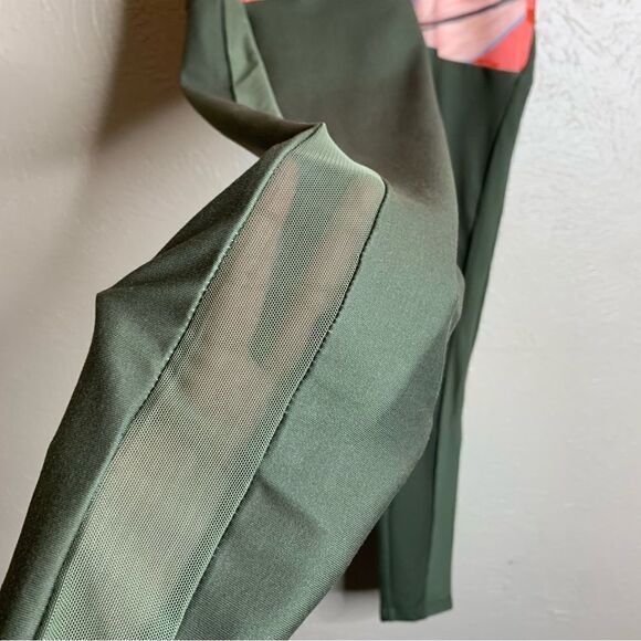 Gymshark x Nikki dynamic legging pineapple olive - Picture 7 of 9